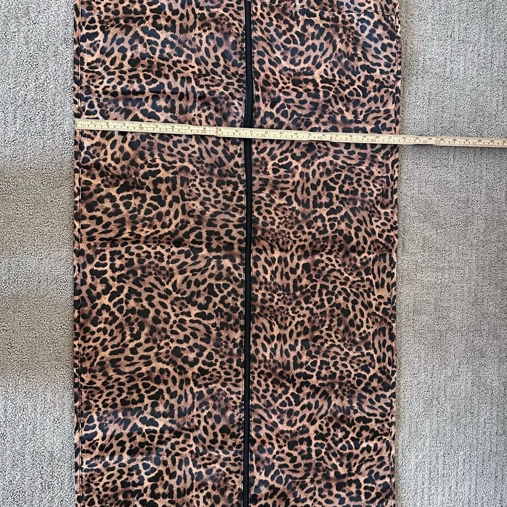 Chico's Leopard Garment Bag-New With Tags - Picture 5 of 10